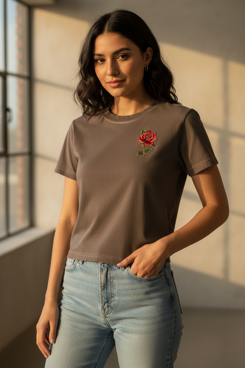 Be the Reason Someone Believes Recovery Is Possible Women's Crop Tee